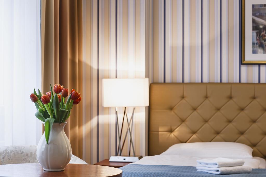 Hotel Gryf Гданьск Экстерьер фото