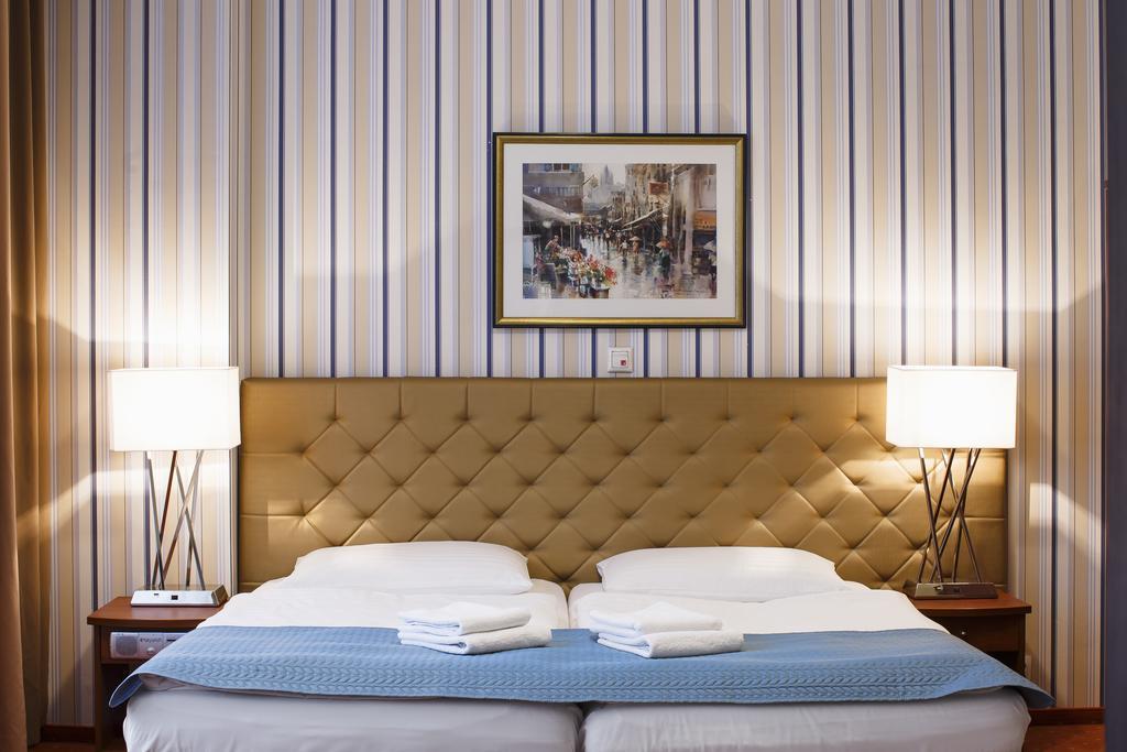 Hotel Gryf Гданьск Экстерьер фото