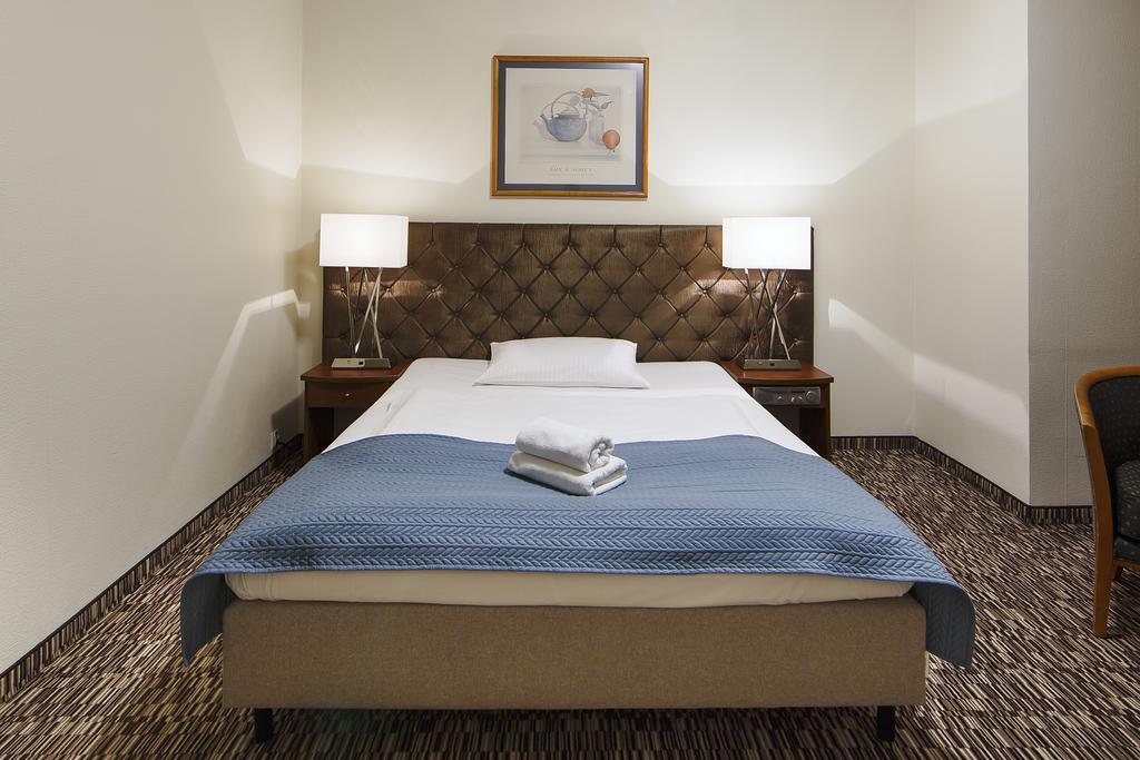 Hotel Gryf Гданьск Экстерьер фото