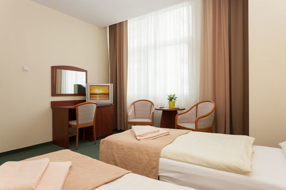 Hotel Gryf Гданьск Экстерьер фото